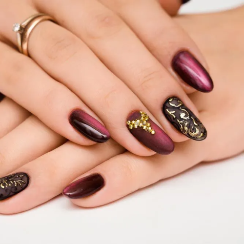 Incredible-Burgundy-Nails-With-Cat-Eye-Effect-2