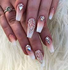 Jewels-on-Shorties-Nails-5