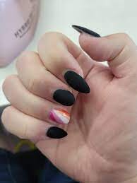 Kick-Ass-Cool-Accent-Nails-Design-on-Two-Fingers-8