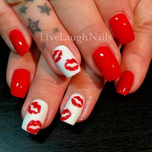 Kisses-for-Happy-Valentines-Day-Nails-4