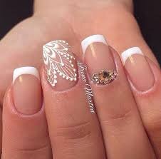 Lacey-Wedding-Nail-Idea-3