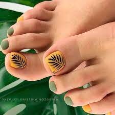 Leaves-Toes-for-Spring-Summer-2