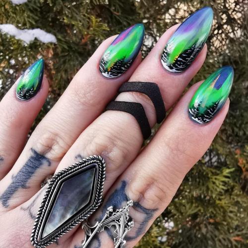 Light-Galaxy-Nails-4