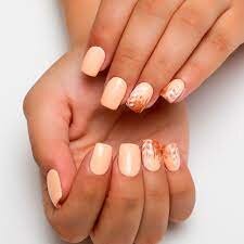 Light-Peach-Color-Nails-to-Refresh-Your-Look-6