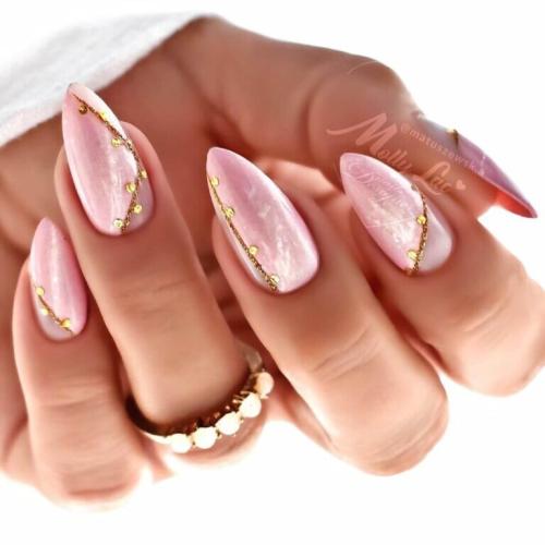 Light-Pink-Nails-4