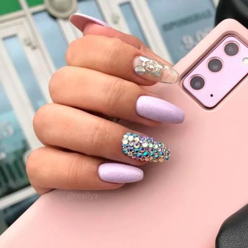 Light-Pinky-Coffin-Nails-with-Stones-1