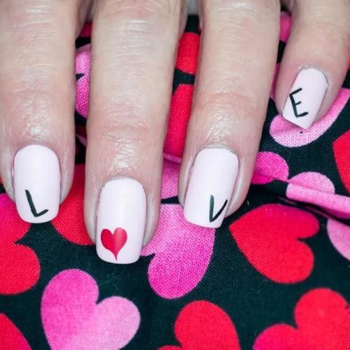 Love-for-Valentines-Day-Nails-6