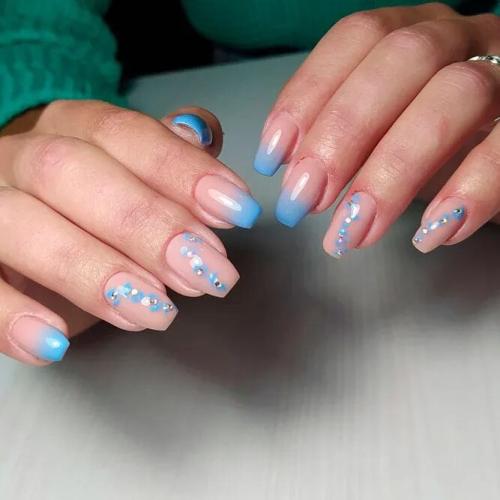 Lovely-Blue-Gradient-Coffin-Nails-1