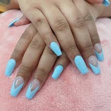 Lovely-Blue-Gradient-Coffin-Nails-7