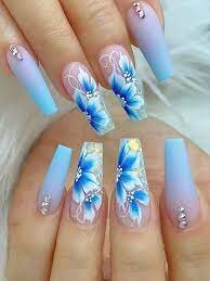 Lovely-Blue-Gradient-Coffin-Nails-9