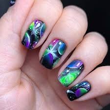 Magical-Galaxy-Nails-7