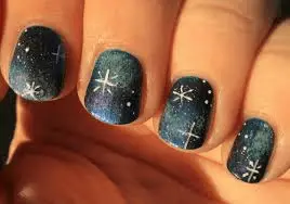 Magical-Holiday-Galaxy-Nails-Art-10