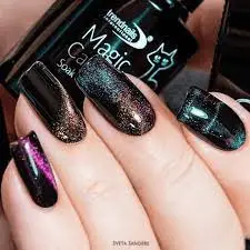 Magical-Holiday-Galaxy-Nails-Art-3