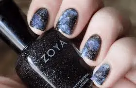 Magical-Holiday-Galaxy-Nails-Art-5