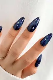 Magical-Holiday-Galaxy-Nails-Art-9