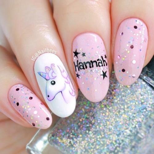 Magical-Unicorn-Manicure-for-Chic-Girls-1