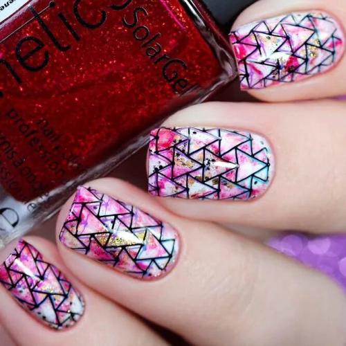 Magnificent-Foil-Nails-For-Christmas-1