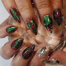 Magnificent-Foil-Nails-For-Christmas-2