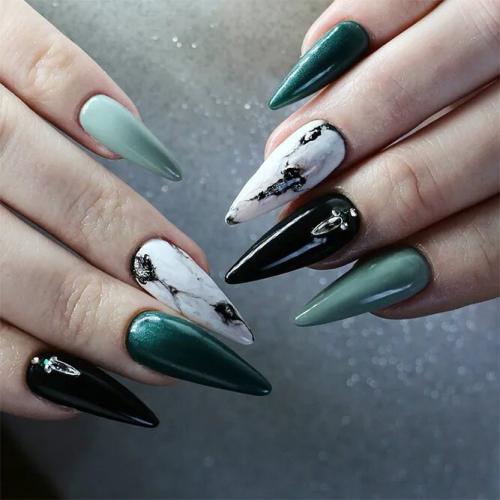 Marble-Black-Stiletto-Nails-1