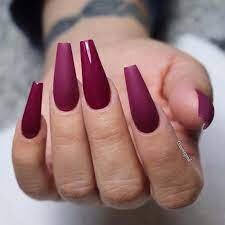 Matte-And-Glossy-Mix-For-Short-Coffin-Nails-3