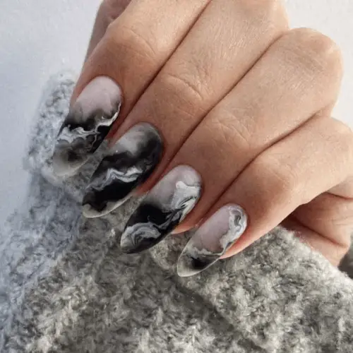 Matte-Black-Nails-and-Marble-1.jpg