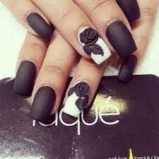 Matte-Black-Nails-with-3D-Nail-Art-4.jpg