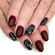 Matte-Black-and-Burgundy-Nails-4