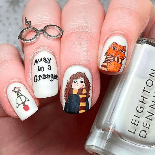 Matte-Harry-Potter-Nails-1