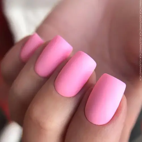 Matte-Pink-Nail-Ideas-for-Everyday-3