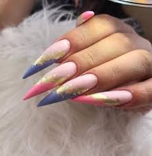 Matte-Pointed-Nails-10