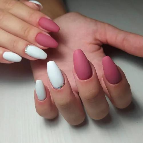 Matte-Short-Coffin-Nails-1