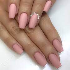 Matte-Short-Coffin-Nails-3