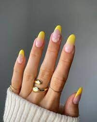 Matte-Yellow-Short-Nails-4