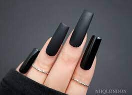 Matte-and-Gloss-Mix-for-Stilettos-5