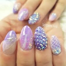 Mermaid-Spring-Break-Nails-10