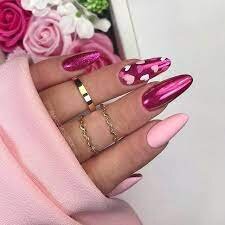 Metallic-Valentine-Nail-3