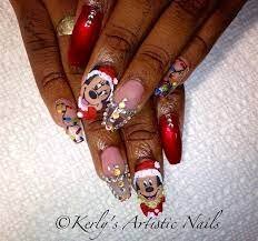 Mickey-Mouse-Christmas-Nails-2