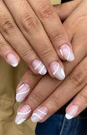 Minimalist-White-Nails-7