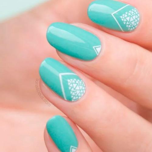 Mint-Green-Nail-Color-for-Summer-2