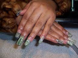 Money-Nails-Crazy-Idea-For-Really-Daring-Ladies-3