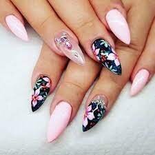 Mountain-Peak-Summer-Nails-2