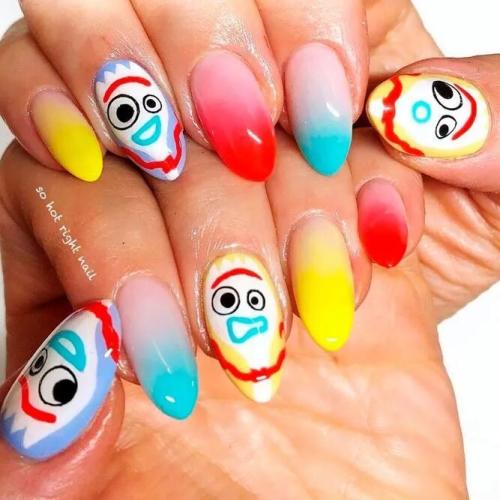 Multicolored-Ombre-Nails-4