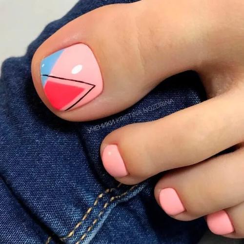 Nail-Design-With-Geometry-Patterns-3