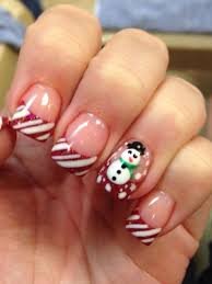 Nails-Designs-With-Christmas-Toys-7