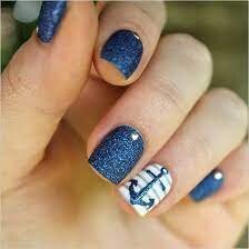 Navy-Nautical-Nails-4