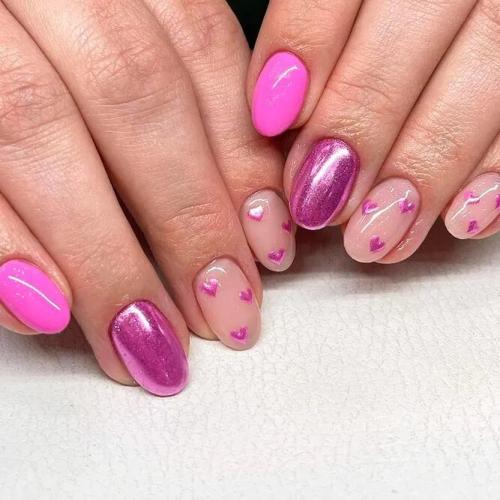Negative-Space-Hearts-Nail-Designs-1