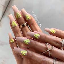 Neon-Accent-For-Nude-Nails-5