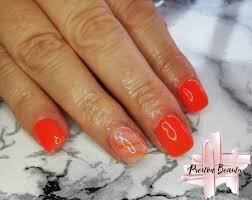 Neon-Accent-For-Nude-Nails-6