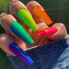 Neon-Coffin-Nails-4