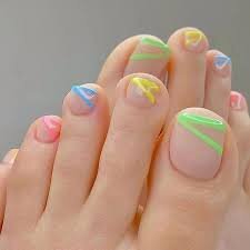 Neon-Colors-for-Toe-Nail-5